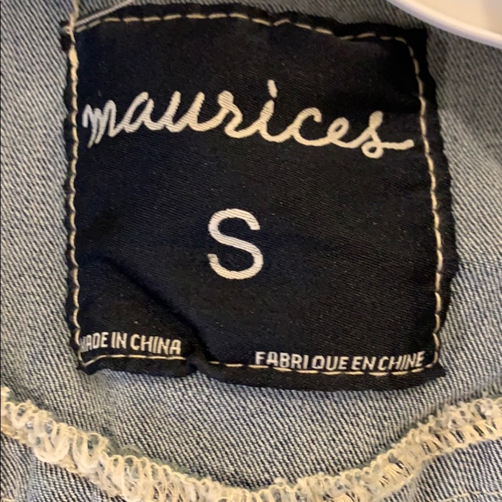 Vest - Picture 2 of 3